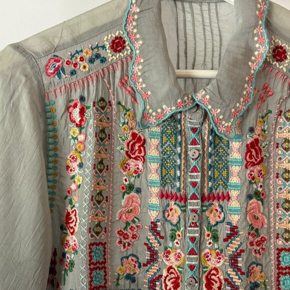 Johnny Was Silky Floral Embroidered Tunic Blouse - Picture 3 of 8